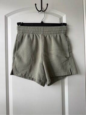 A&F Women’s Vintage Sunday Short in Green